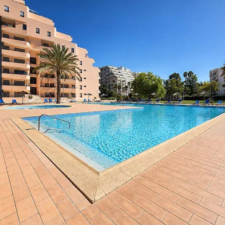Apartment Vista Mar & Piscina Pulse